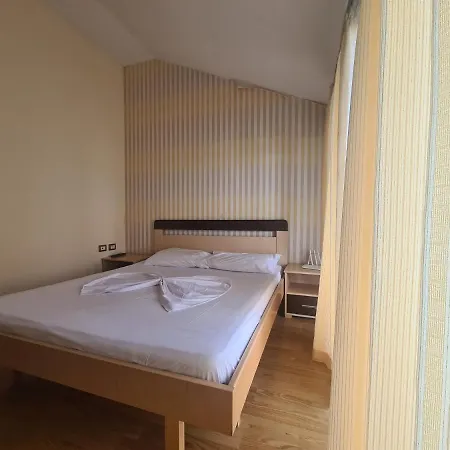 Hotel Kukesi *